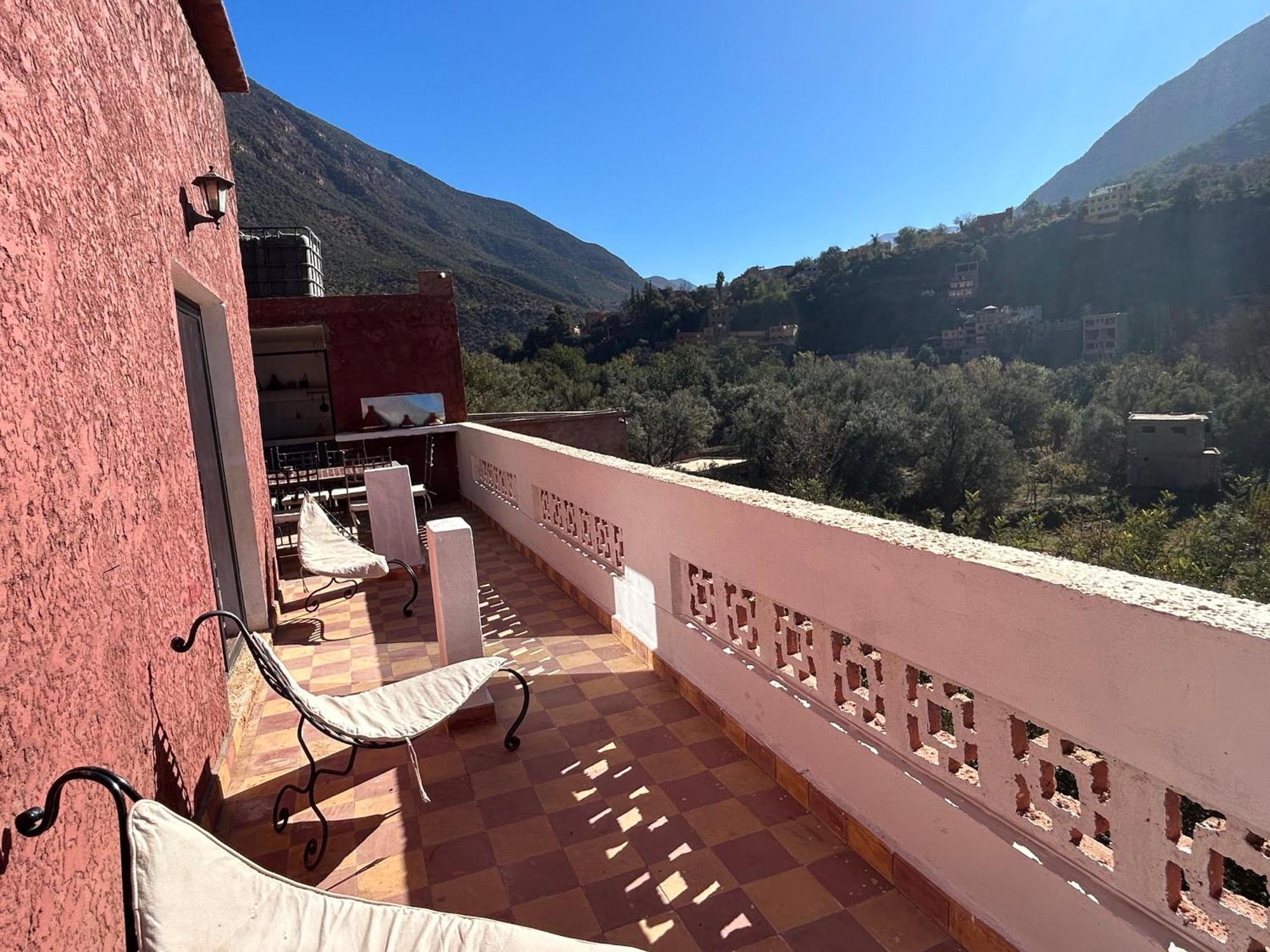 Chez Yahia, Au Coeur De L'Ourika Hotel Екстериор снимка
