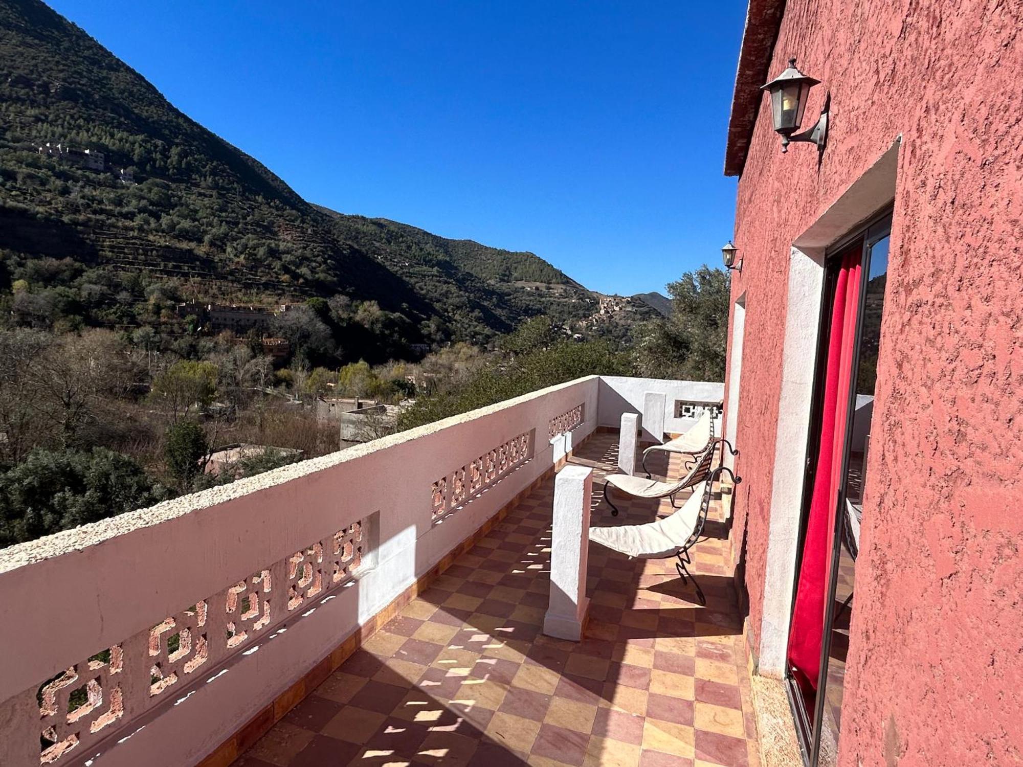 Chez Yahia, Au Coeur De L'Ourika Hotel Екстериор снимка