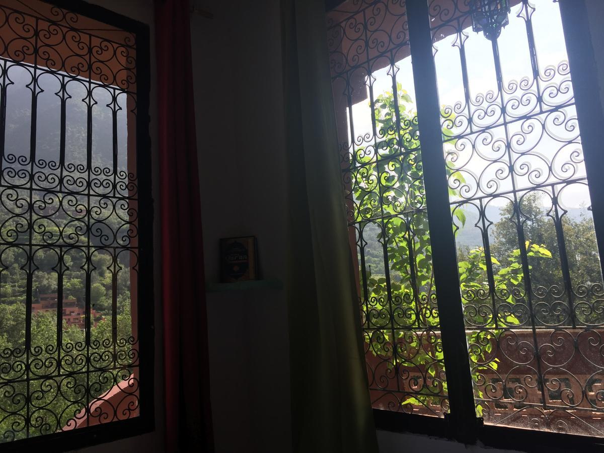 Chez Yahia, Au Coeur De L'Ourika Hotel Екстериор снимка